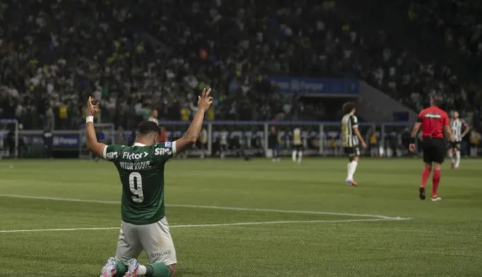 Palmeiras joga última partida no Allianz em 2025 e mira retomada da liderança