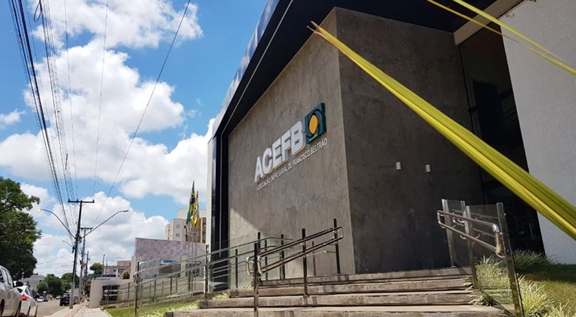 ACEFB estará no calçadão da praça central com sorteio de brindes da campanha “Show de Prêmios Acefb”