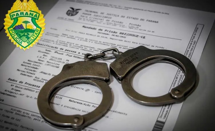 Homem com mandado de prisão é detido