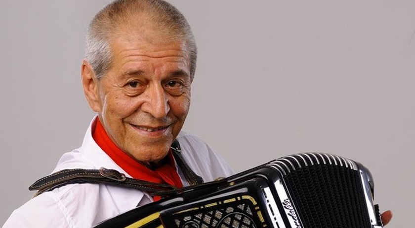 Morre Albino Manique, lenda da música tradicionalista, aos 80 anos