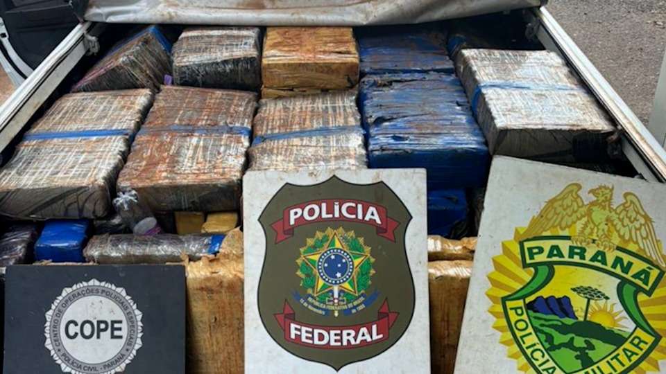 Operação Policial encontra caminhonete carregada com 1,1 tonelada de droga avaliada em R$ 2,3 milhões
