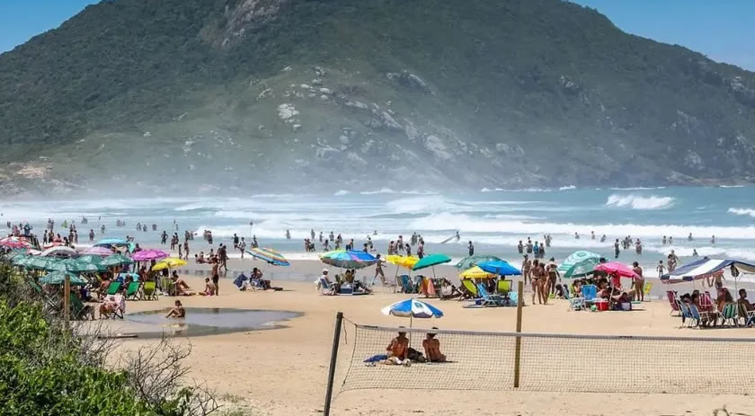 Santa Catarina tem salto de 60% de turistas internacionais nos primeiros 10 meses de 2025