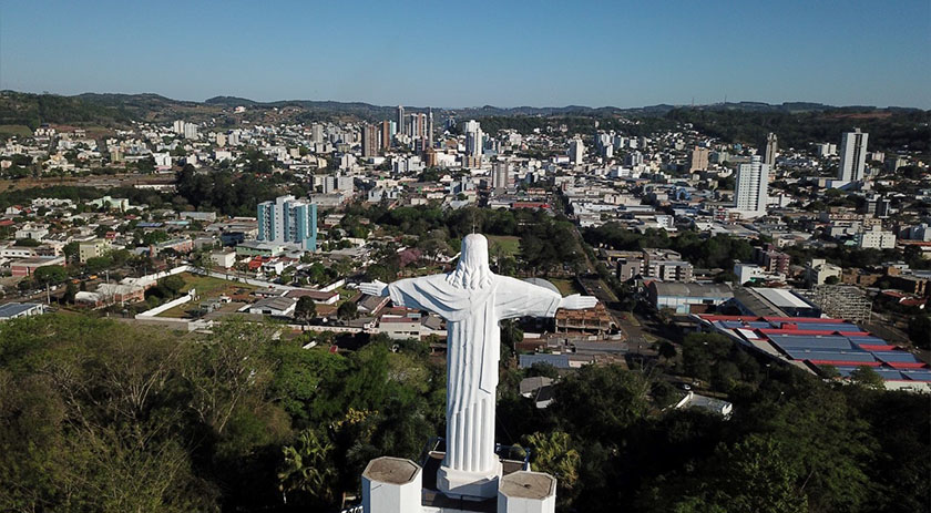 Prefeitura mantém serviços essenciais no feriado