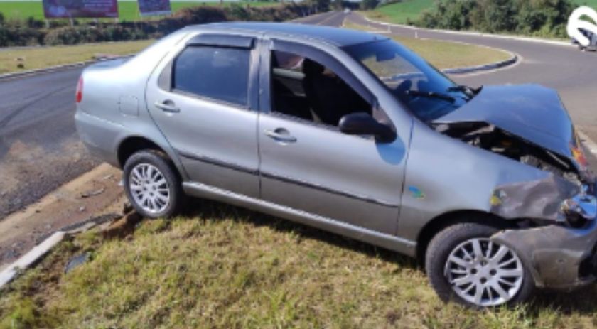 Acidente na BR-280 em Flor da Serra do Sul deixa dois feridos
