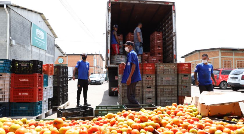 Banco de Alimentos Comida Boa distribuiu quase 6 mil toneladas de hortigranjeiros em 2022