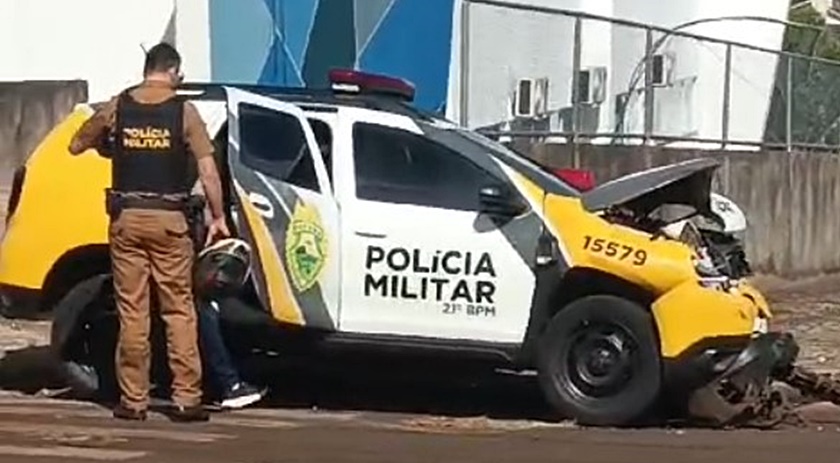 Viatura da PM se envolve em acidente durante perseguição