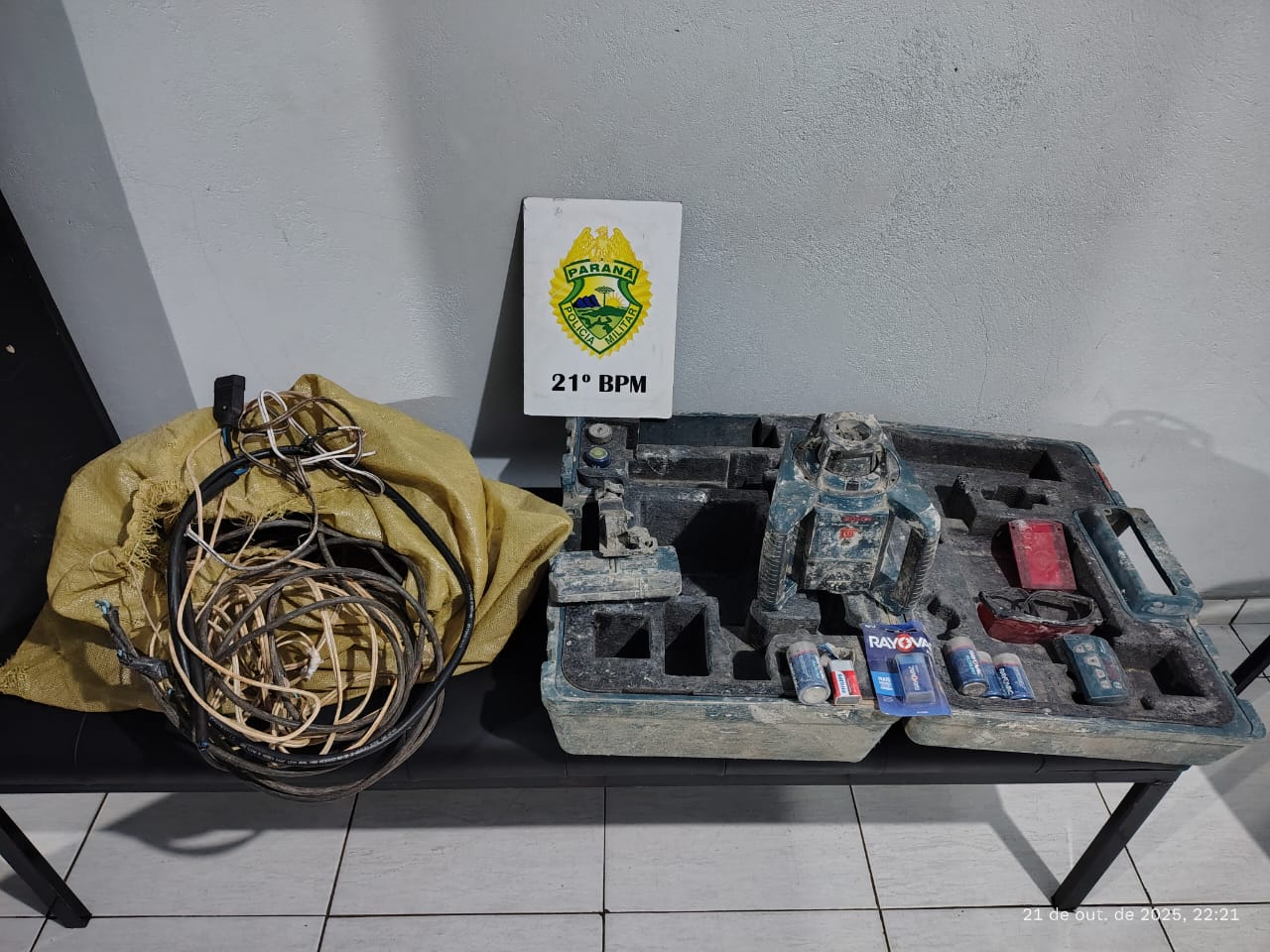 Homem é preso por furto qualificado e objetos são recuperados