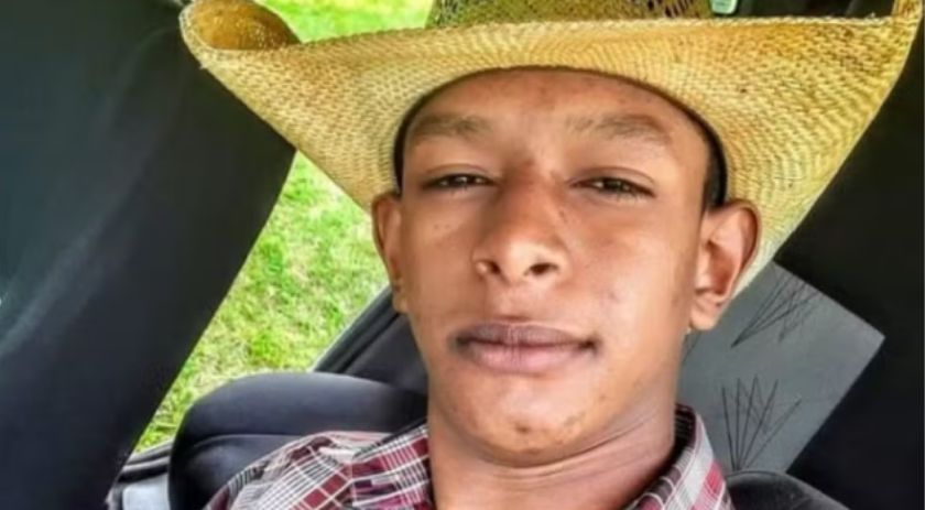 Peão morre após ser pisoteado por touro em rodeio no Paraná