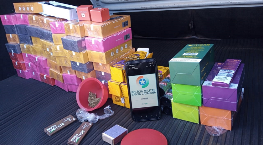 Polícia Militar de Campo Erê apreende R$12 mil em cigarros eletrônicos oriundos do Paraguay