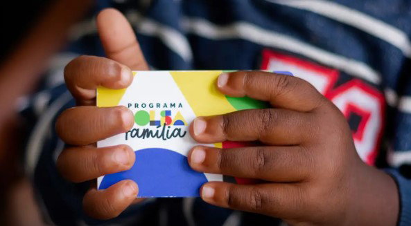 Caixa paga Bolsa Família a beneficiários com NIS de final 3