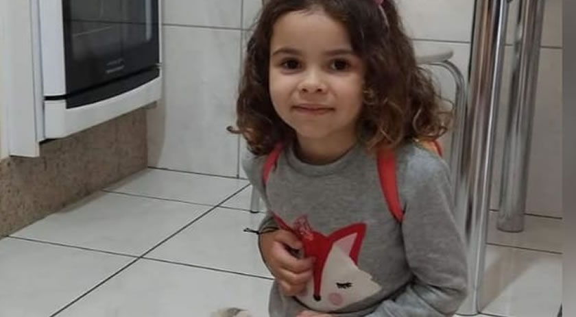 Criança morre ao cair do 4º andar de prédio