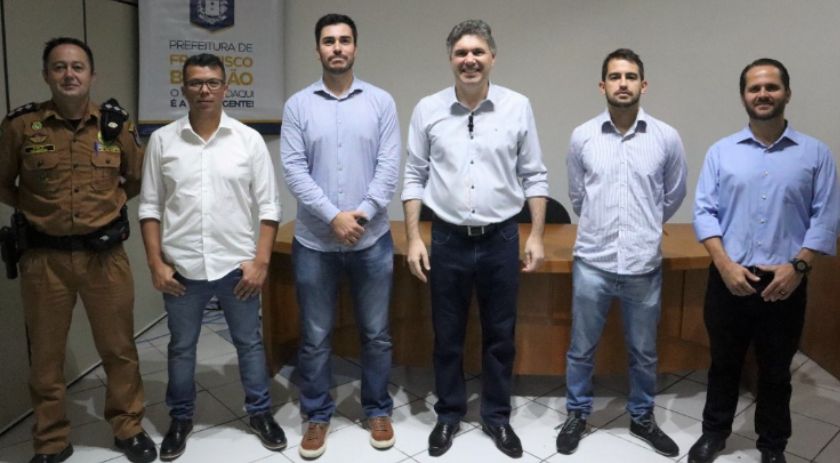 Francisco Beltrão recebe mais três delegados