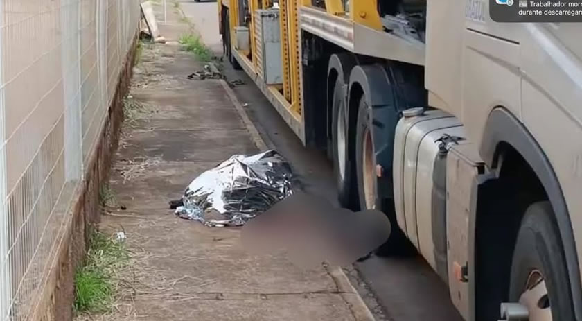 Motorista de caminhão-cegonha morre após acidente durante descarregamento de veículos em Toledo