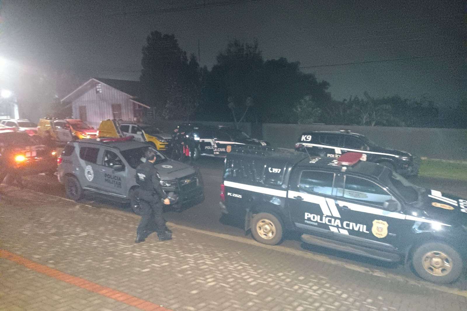 PCPR e PMPR prendem sete pessoas em operação contra o tráfico no Sudoeste do Estado