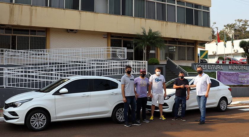 Governo Municipal de Descanso adquire mais dois veículos
