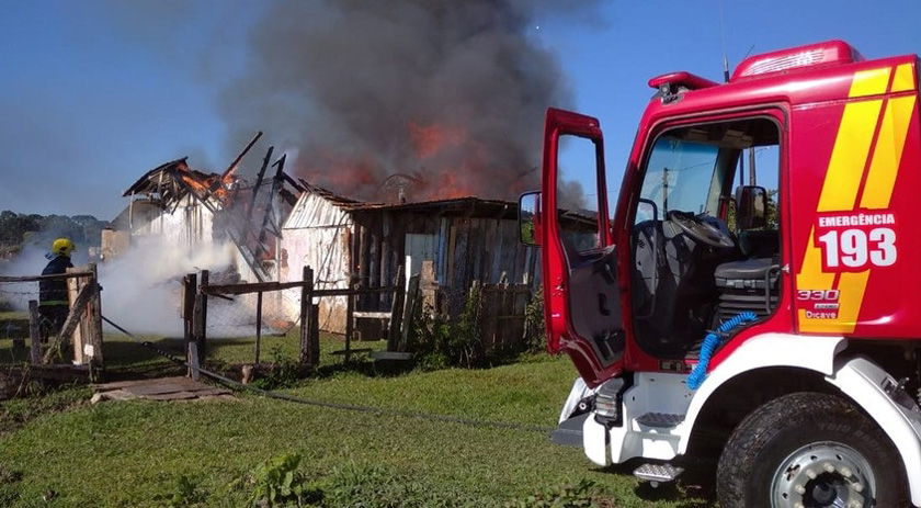 Homem que matou idoso por se incomodar com oração queria voltar para a prisão, diz delegado