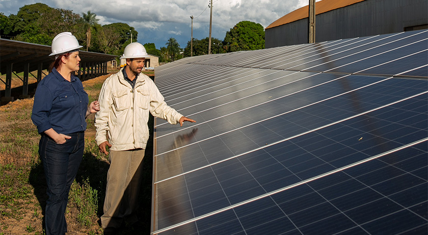 Instalação de sistemas de energia solar fotovoltaica dispara no Paraná em 2022