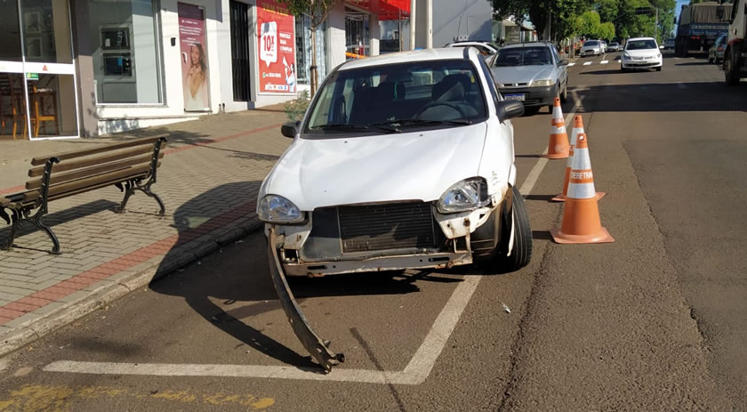 Motociclista fica ferido no bairro Cango