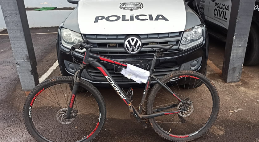 Polícia Civil procura o dono da bicicleta encontrada abandonada