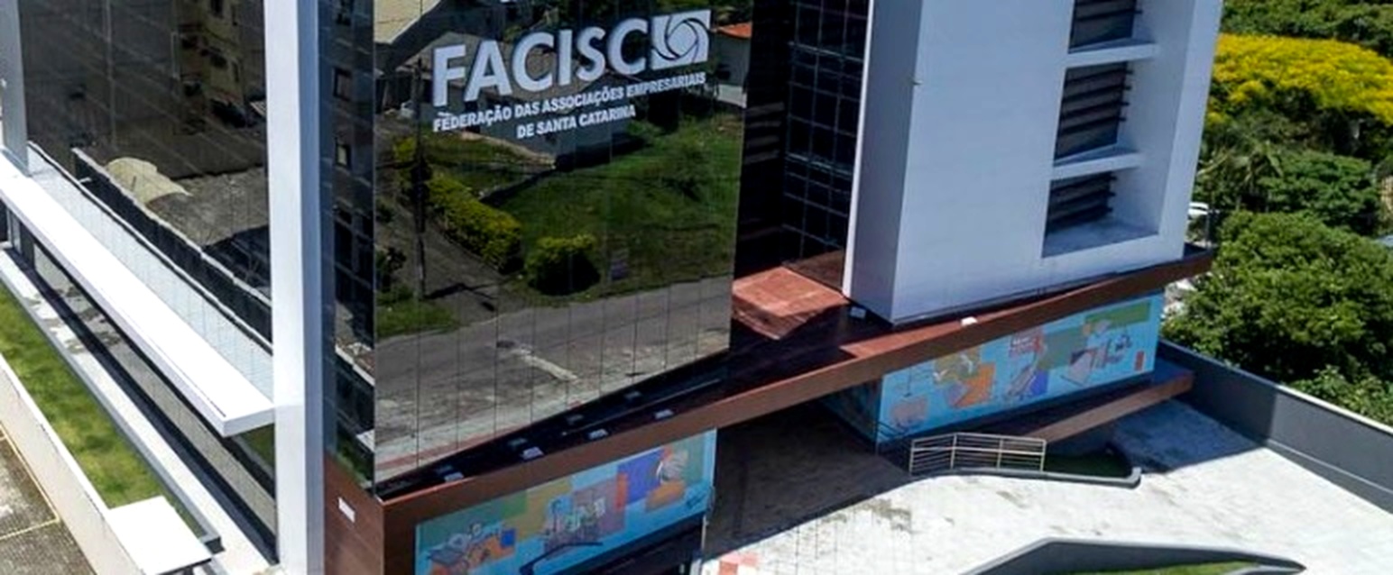 Acefb leva lideranças de Beltrão a encontro nacional em Florianópolis