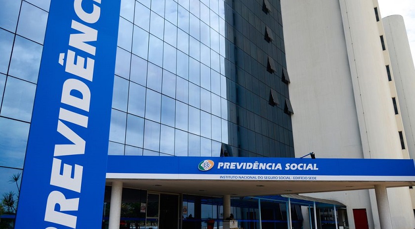 Prova de vida do INSS volta a ser exigida em 2022