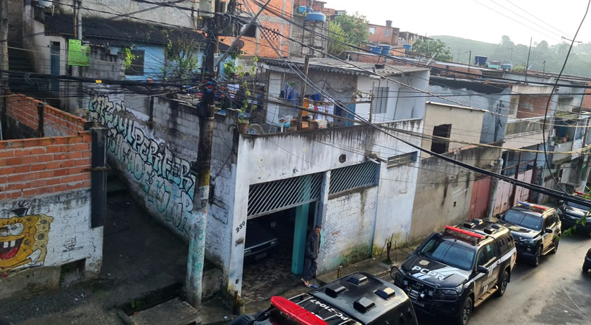 Operação Duplo Risco: PF cumpre mandados em Francisco Beltrão e em outras cidades contra o tráfico internacional de cocaína