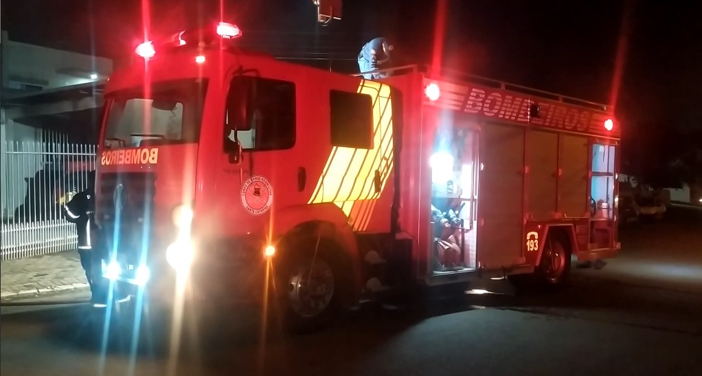 Homem é preso suspeito de incendiar residência duas vezes em Pato Branco