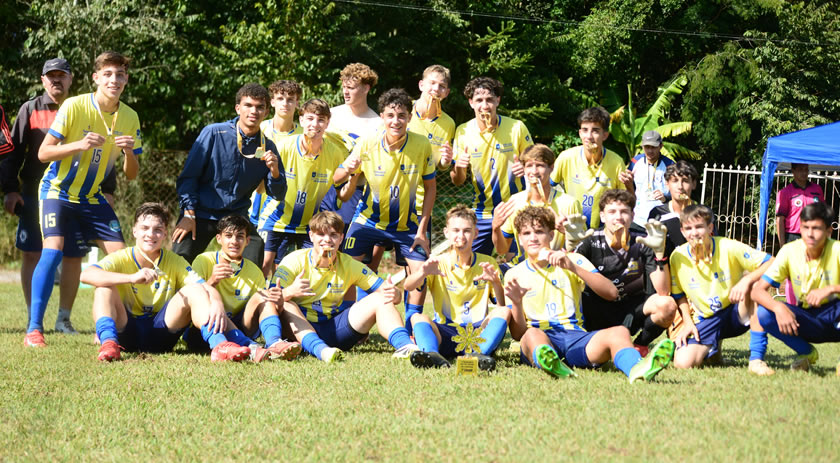 Francisco Beltrão conquista dois títulos invictos na 6ª edição do Paraná Bom de Bola
