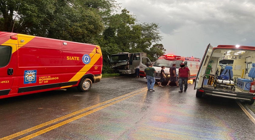 Duas pessoas morrem e uma fica gravemente ferida após acidente em Beltrão