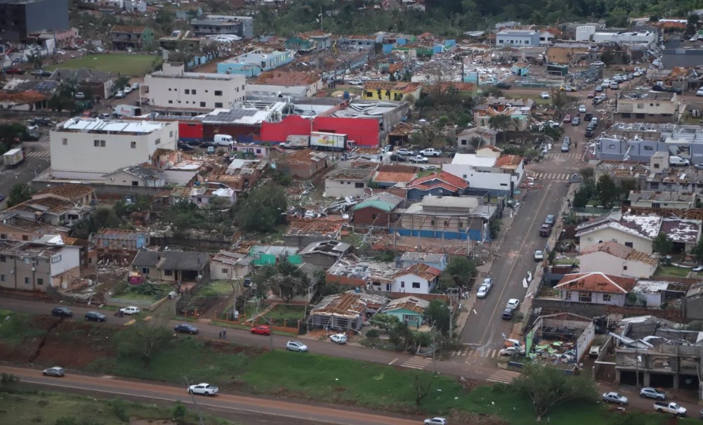 Simepar confirma três tornados na sexta-feira com ventos de até 330 km/h