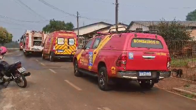 Incêndio em casa de madeira é registrado no Bairro Beija Flor
