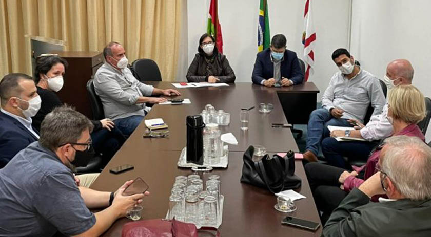 Governo de SC e representantes de eventos, bares e restaurantes estudam realização de eventos-testes para avaliar protocolos