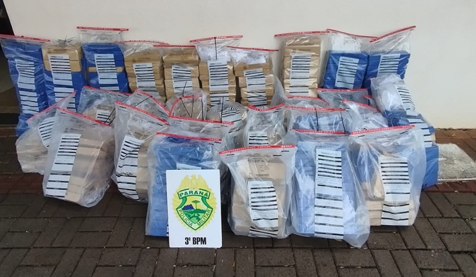 Polícia apreende meia tonelada de maconha após perseguição