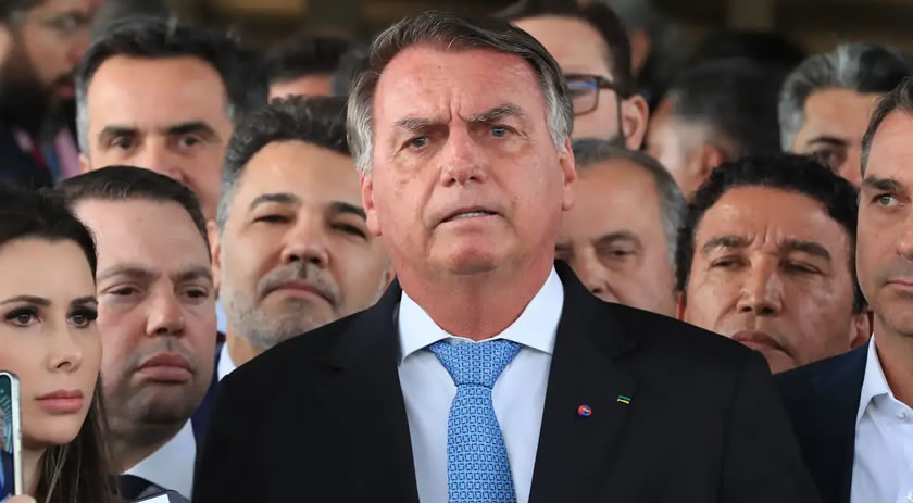 STF inicia julgamento de Bolsonaro e mais sete aliados