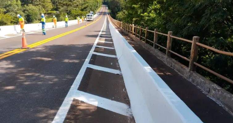 EPR Iguaçu revitaliza sinalização e amplia dispositivos de segurança em rodovias do Oeste e Sudoeste do Paraná