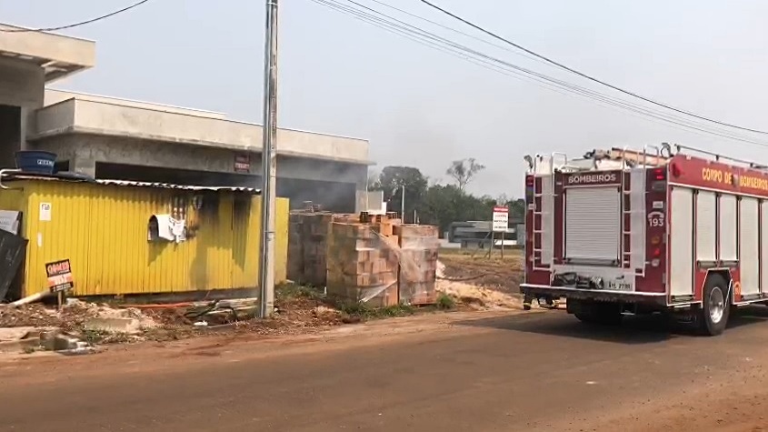 Homem sofre queimaduras em incidente com botijão de gás no Bairro Industrial