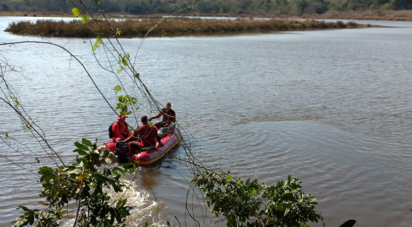 Bombeiros encontram corpo de jovem que estava desaparecido
