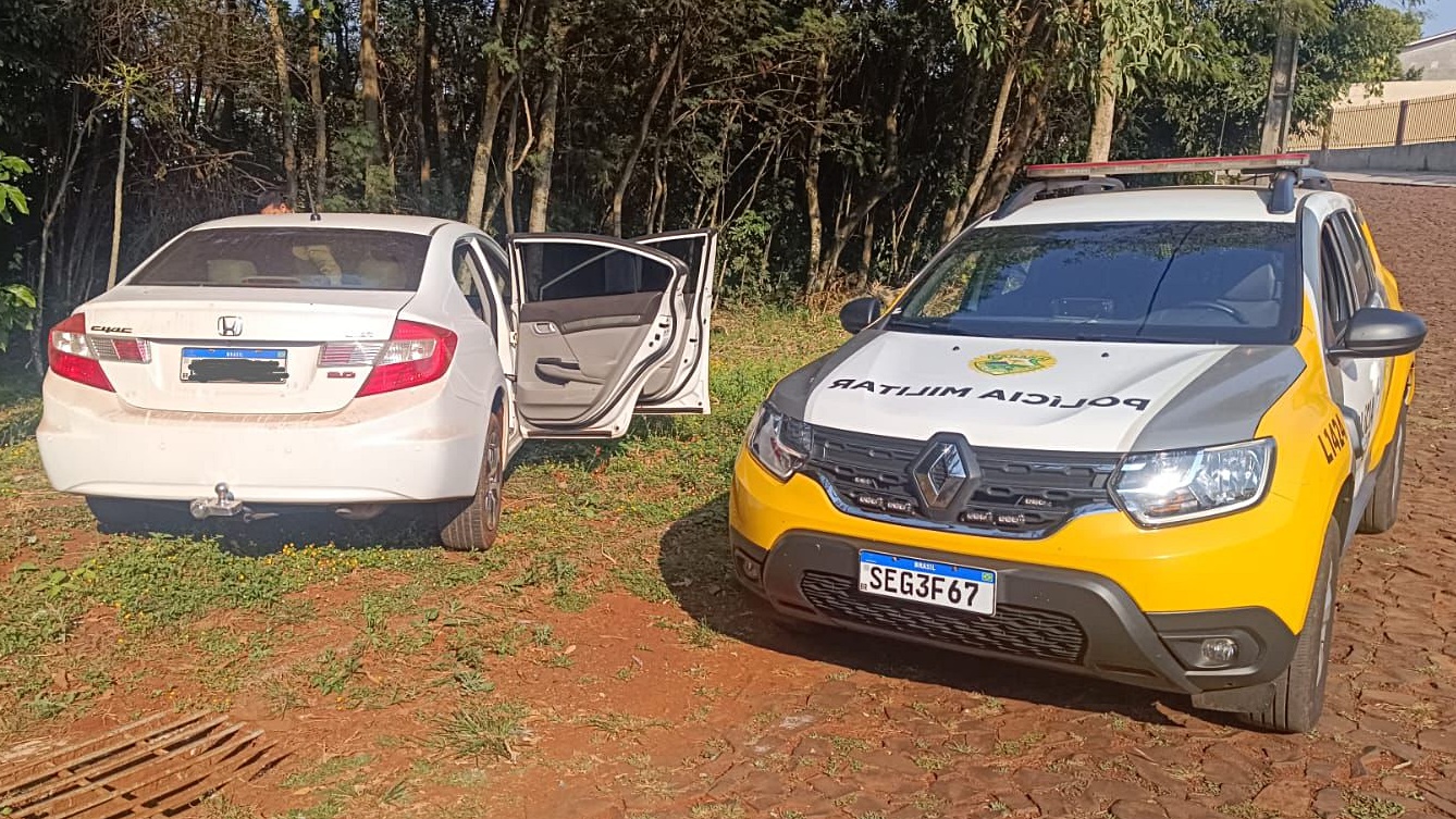 Veículo furtado é recuperado pela Polícia