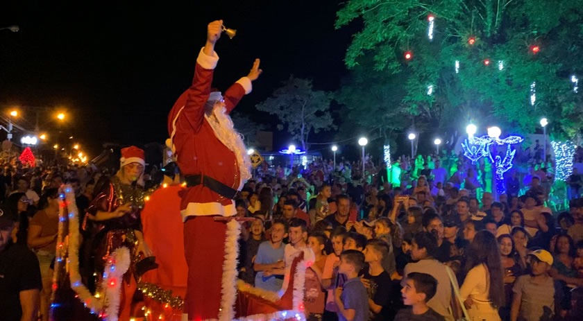 Festa para as crianças marca encerramento da programação do Natal Encantado de Campo Erê