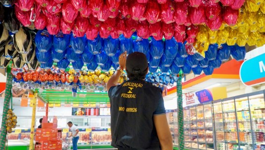 Operação encontra mais de 8 mil irregularidades em produtos de Páscoa em todo Brasil