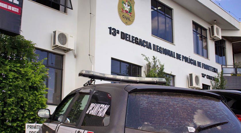 Homem descumpre Medidas Protetivas de Urgência e é preso pela DPCAMI