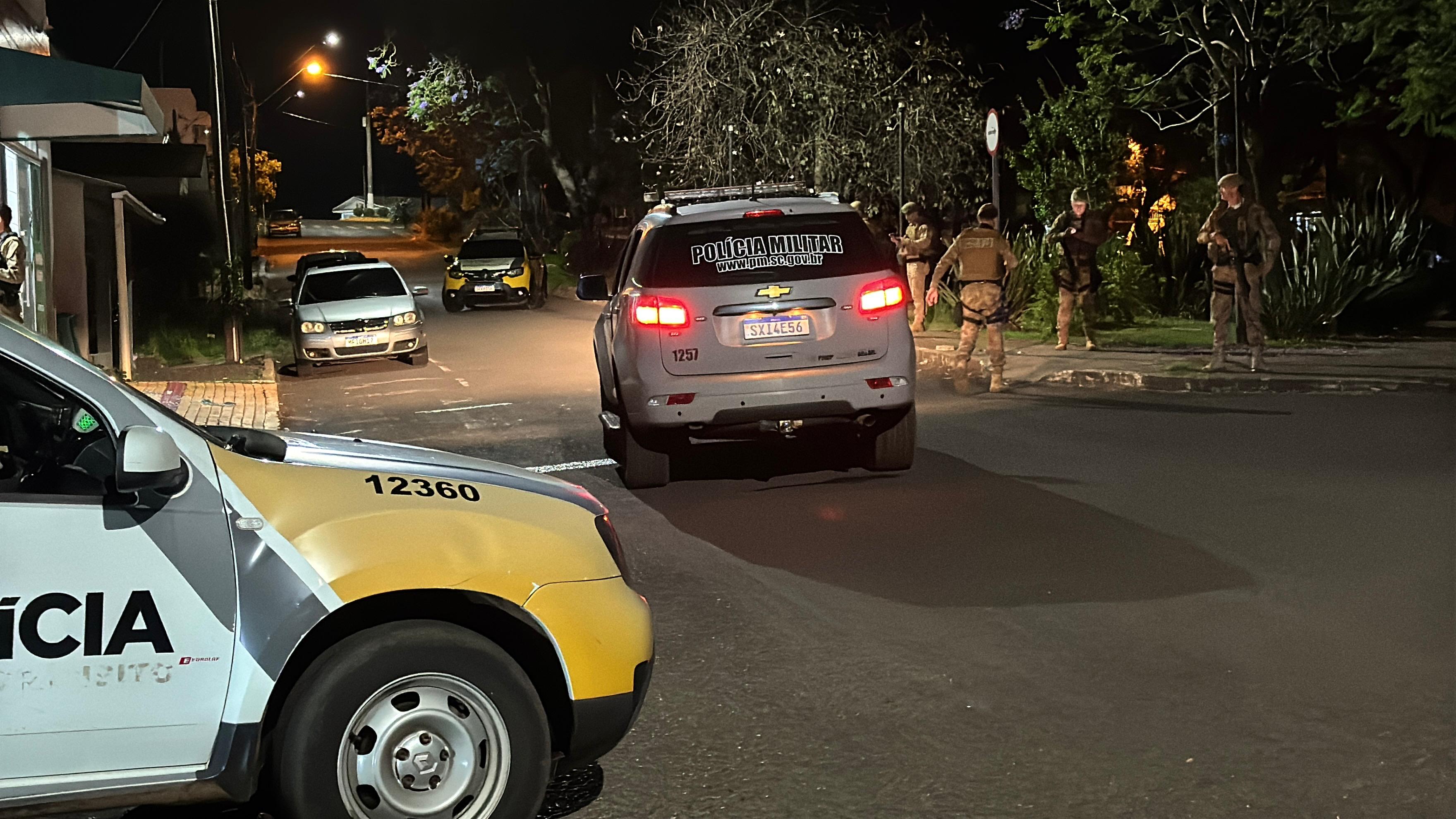 Homem é ferido por disparo de arma de fogo próximo à divisa