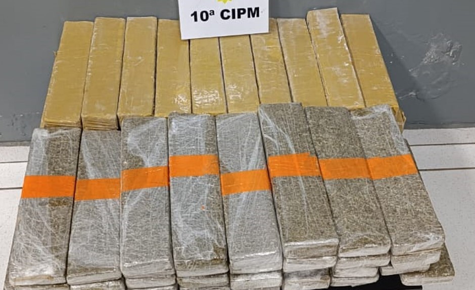 Duas mulheres são detidas com 48 quilos de maconha