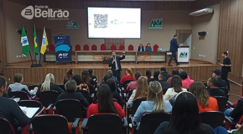 Oficinas Escola de Gestão Pública (EGP) do Tribunal de Contas do Paraná acontece na Amsop