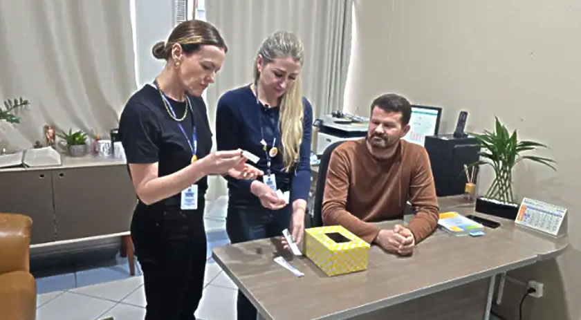 Campanha do Aleitamento Materno premia mães com ensaios fotográficos