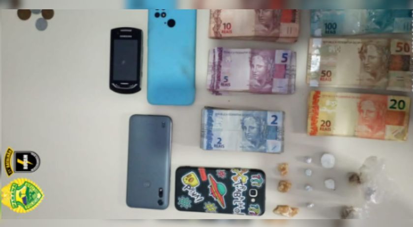 Policiais da ROCAM prendem suspeitos por tráfico de drogas em Francisco Beltrão