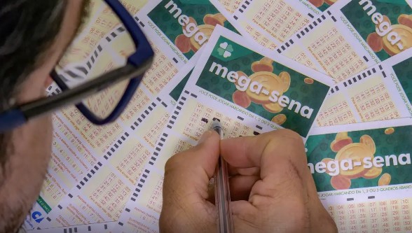 Mega-Sena sorteia nesta quinta-feira prêmio acumulado em R$ 8 milhões