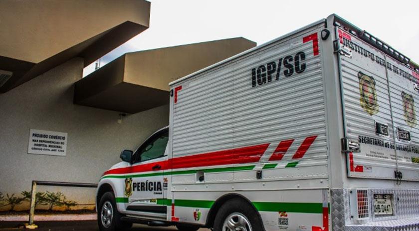 Corpo é encontrado carbonizado em duto de exaustão