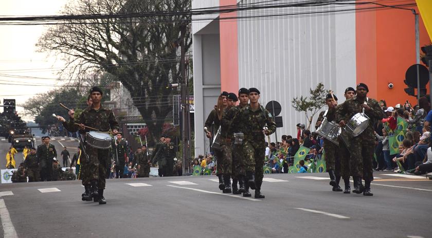 Defesa suspende realização de desfile cívico-militar em 7 de setembro