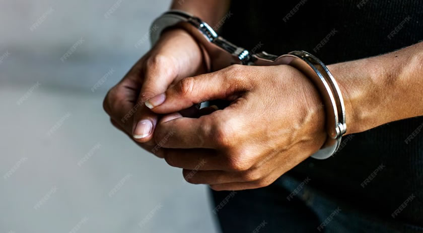 Homem tenta estuprar adolescente e furtar veículo e é detido por populares